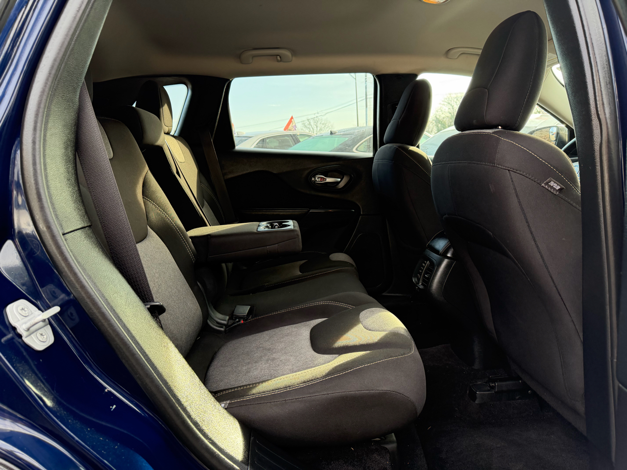 Jeep Cherokee FWD 4dr Sport 2016