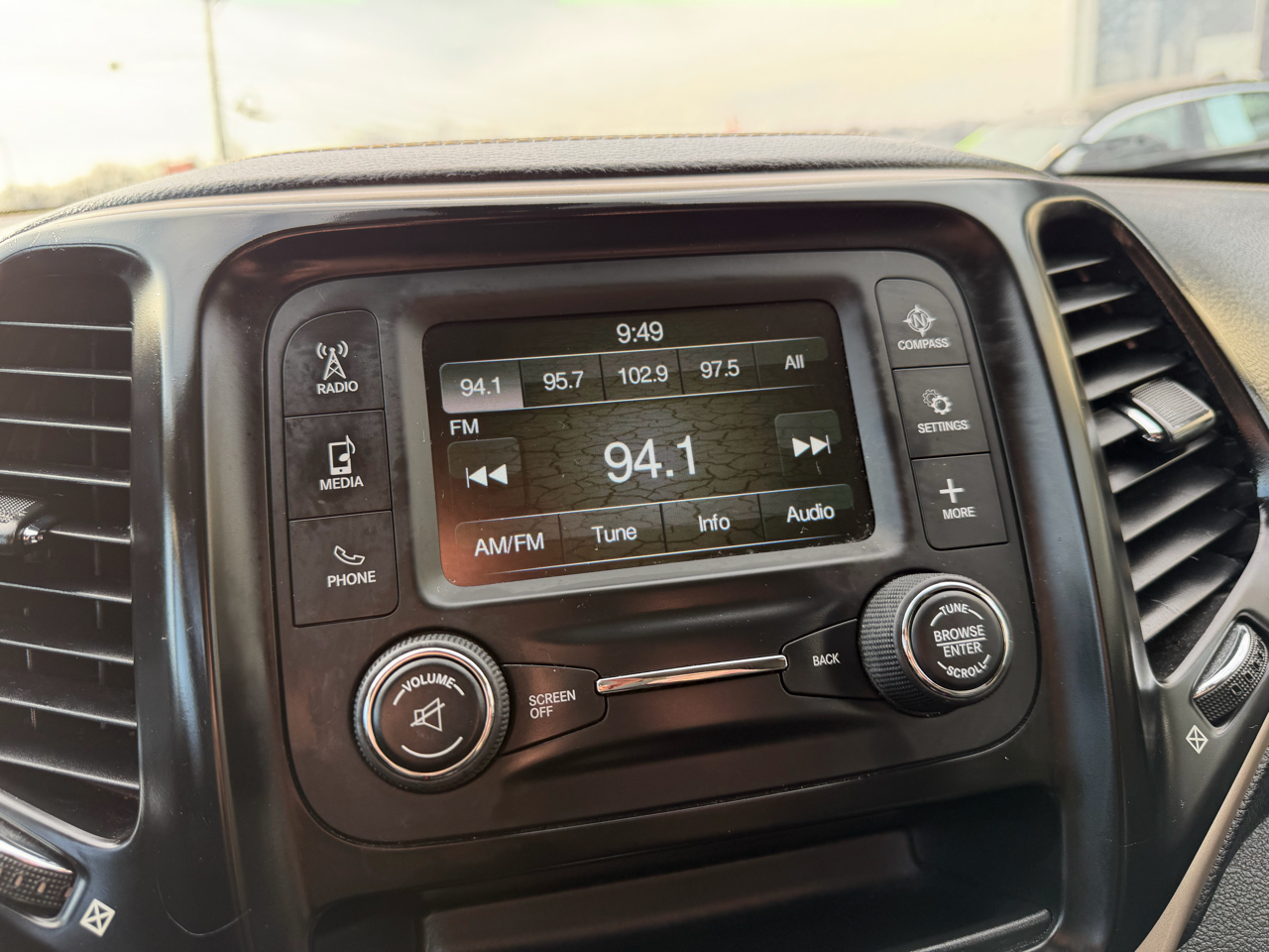 Jeep Cherokee FWD 4dr Sport 2016