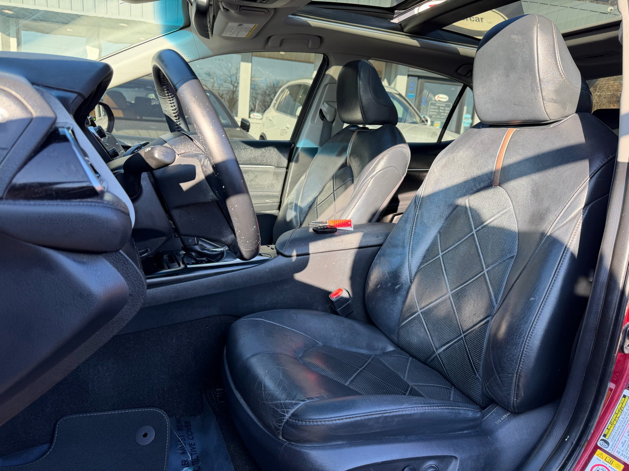 Toyota Camry XLE Auto (Natl) 2018