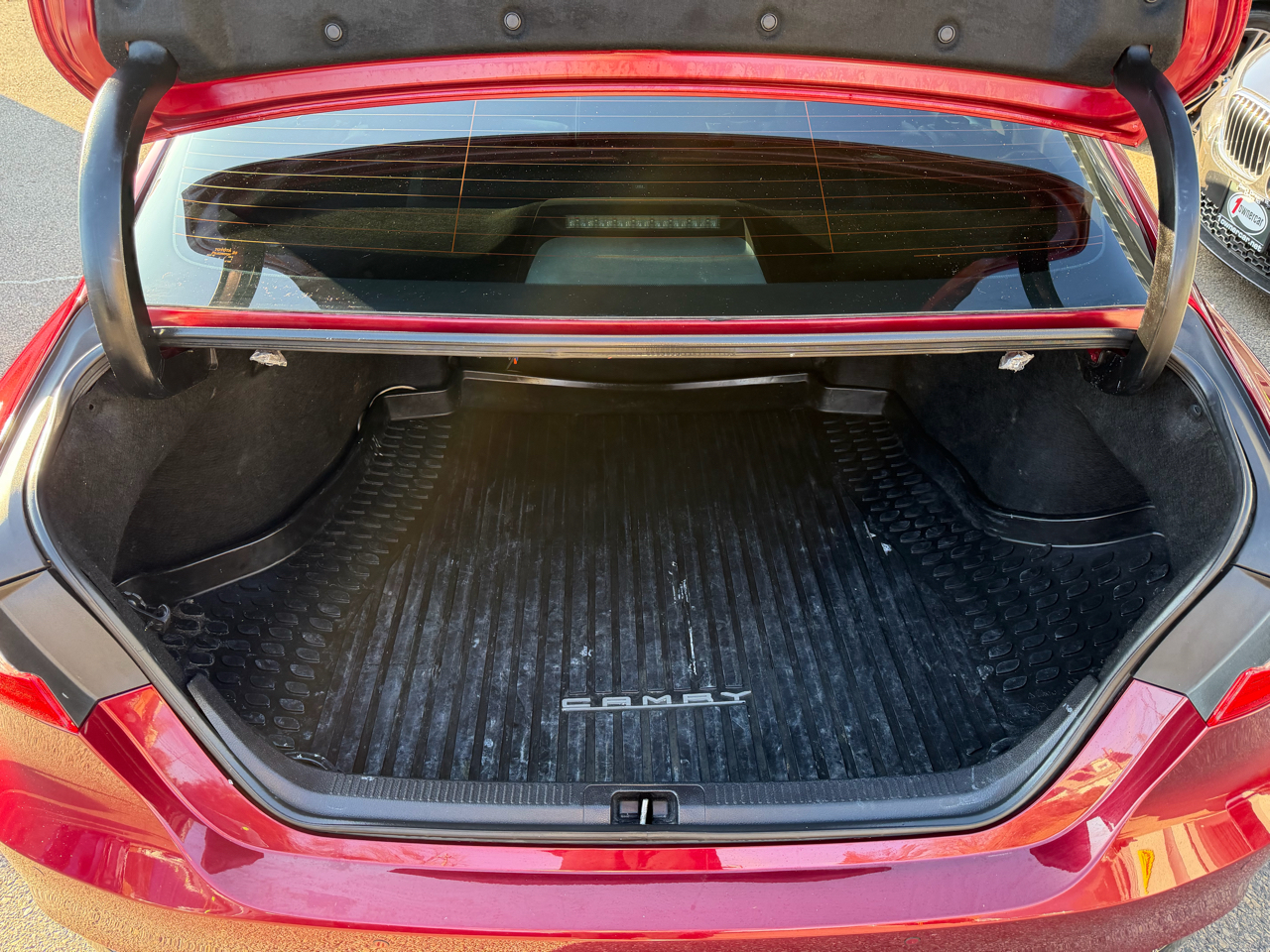 Toyota Camry XLE Auto (Natl) 2018