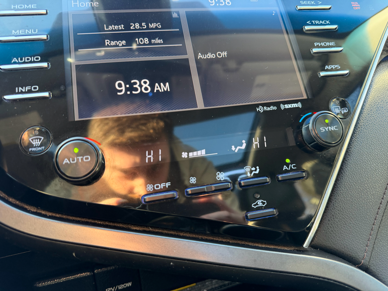 Toyota Camry XLE Auto (Natl) 2018