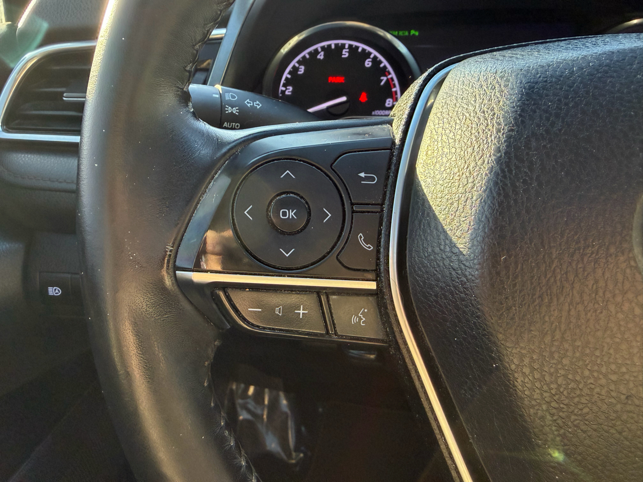 Toyota Camry XLE Auto (Natl) 2018