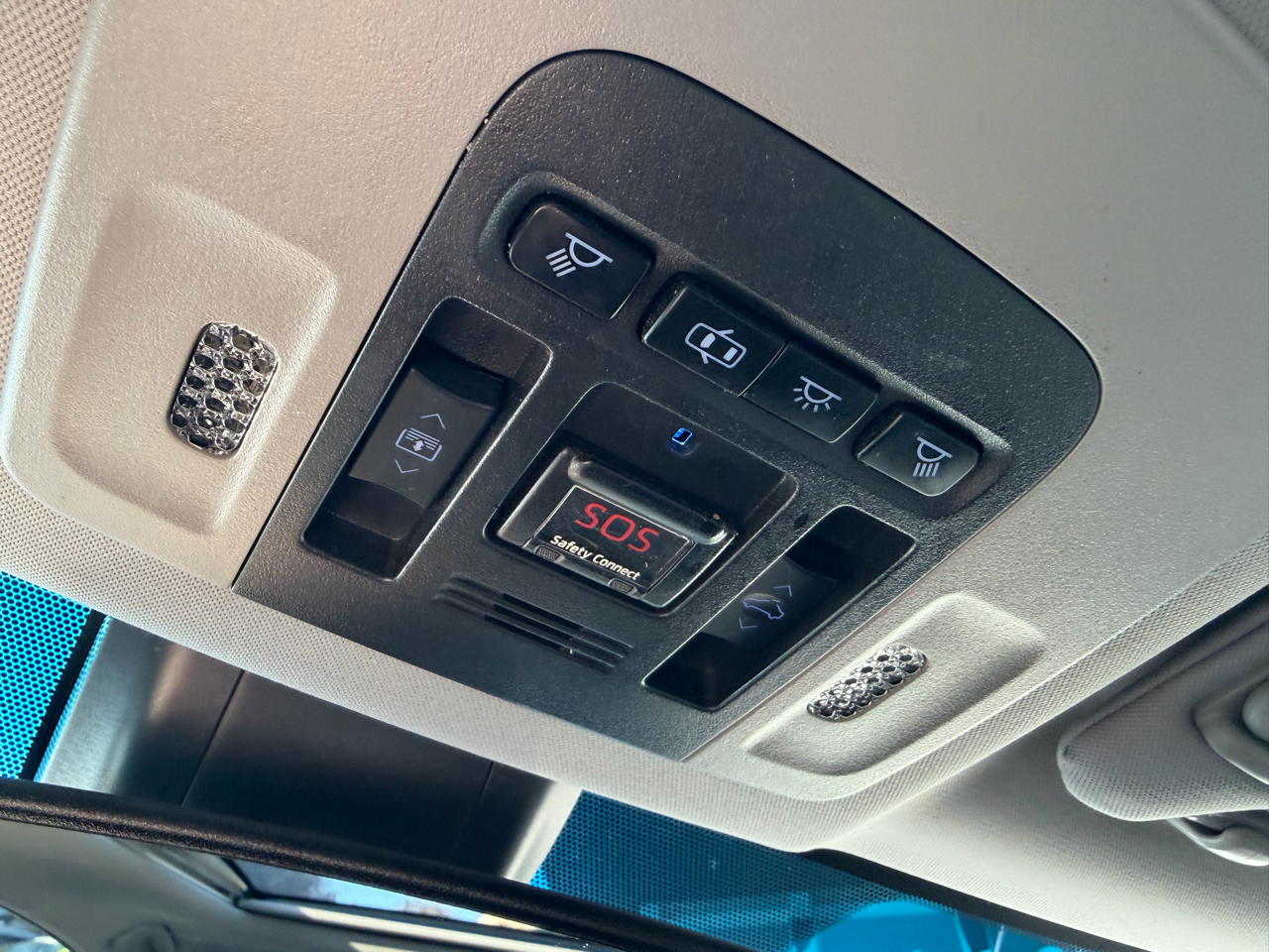 Toyota Camry XLE Auto (Natl) 2018