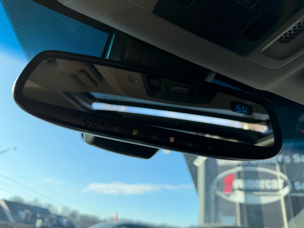 Toyota Camry XLE Auto (Natl) 2018