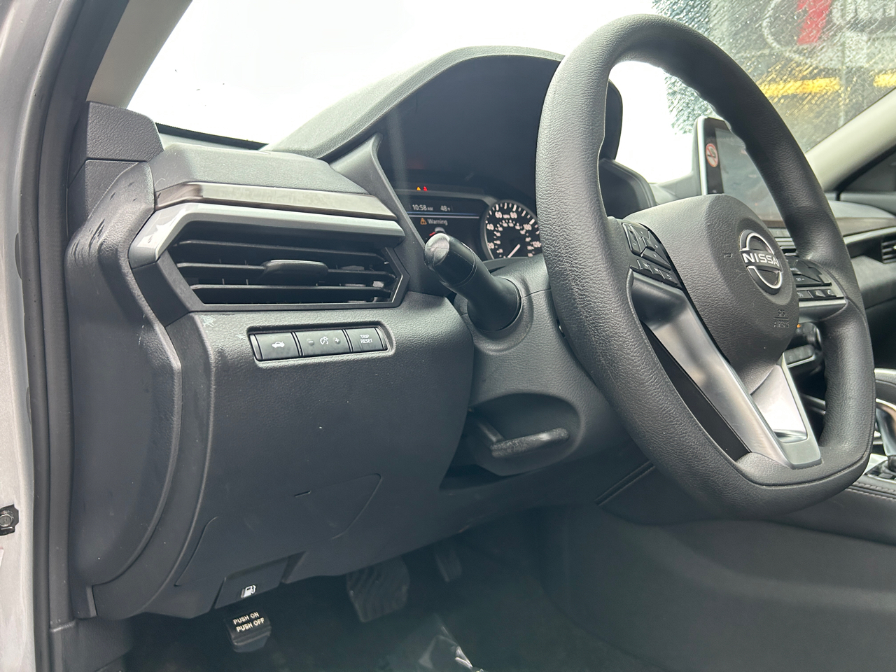 Nissan Altima 2.5 SV Sedan 2023