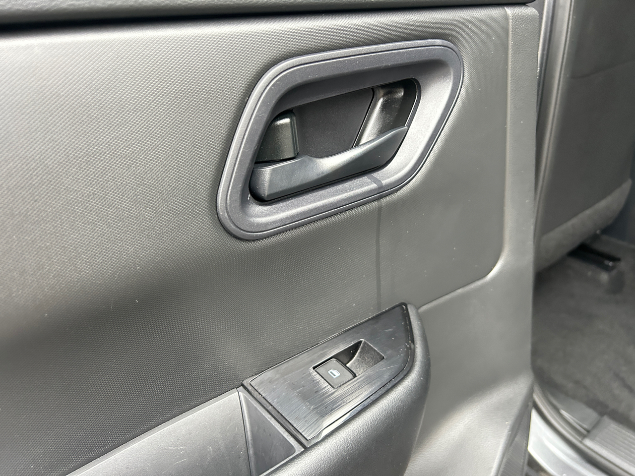 Nissan Rogue FWD S 2024