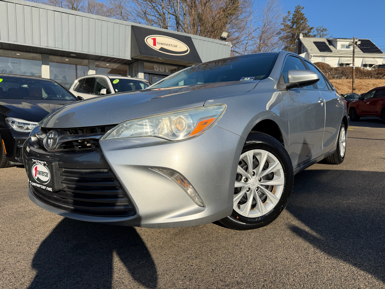 Toyota Camry 4dr Sdn I4 Auto LE (Natl) 2015