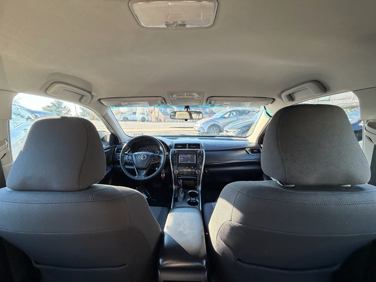 Toyota Camry 4dr Sdn I4 Auto LE (Natl) 2015