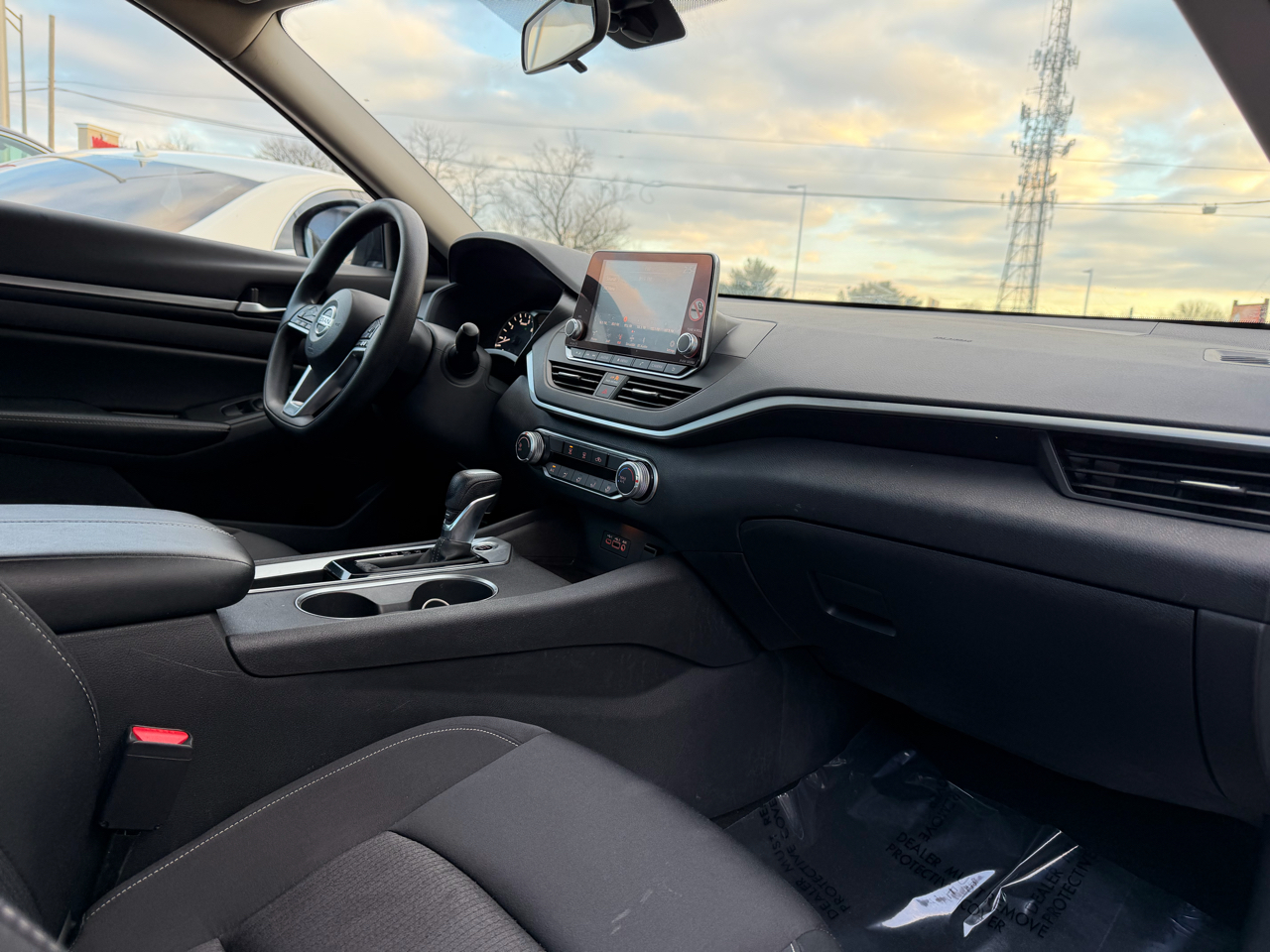 Nissan Altima 2.5 SV Sedan 2022