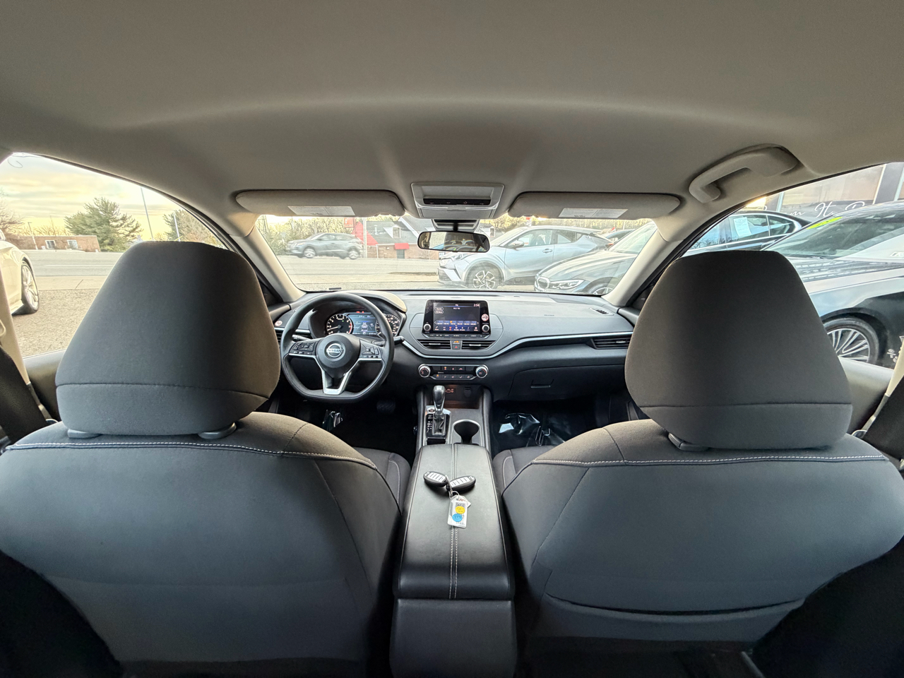 Nissan Altima 2.5 SV Sedan 2022