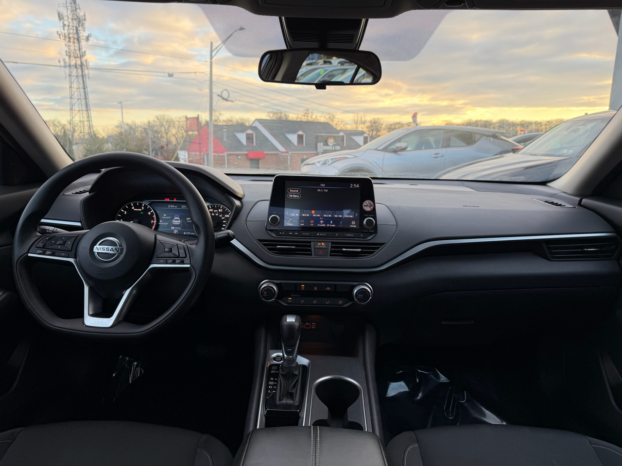 Nissan Altima 2.5 SV Sedan 2022