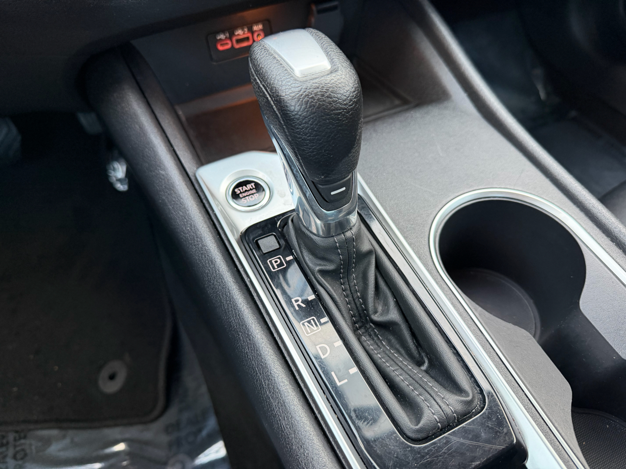 Nissan Altima 2.5 SV Sedan 2022