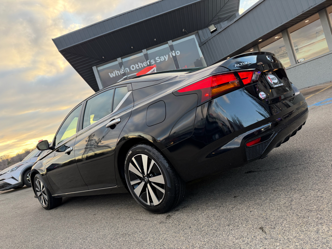 Nissan Altima 2.5 SV Sedan 2022