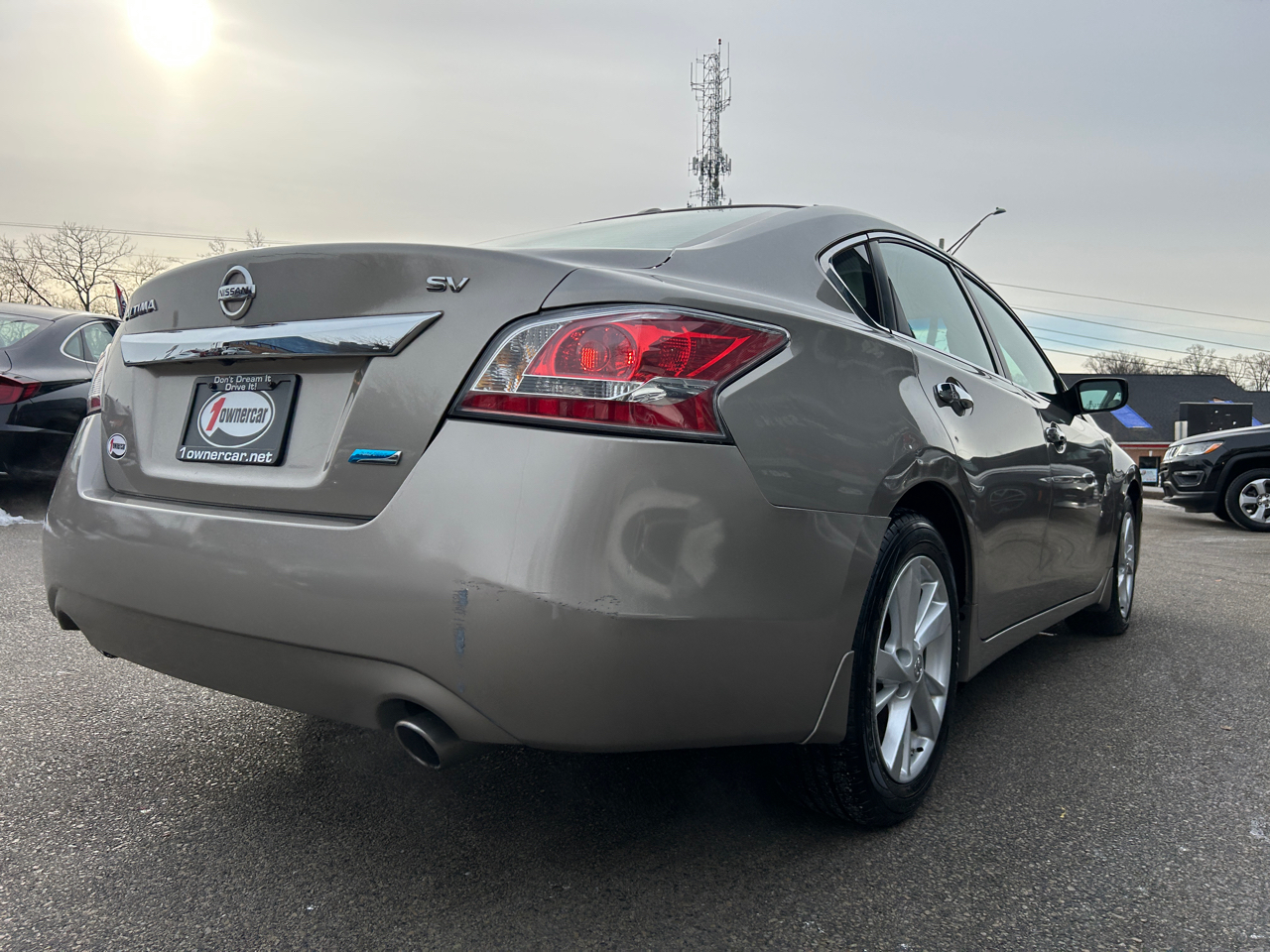 Nissan Altima 4dr Sdn I4 2.5 SV 2014