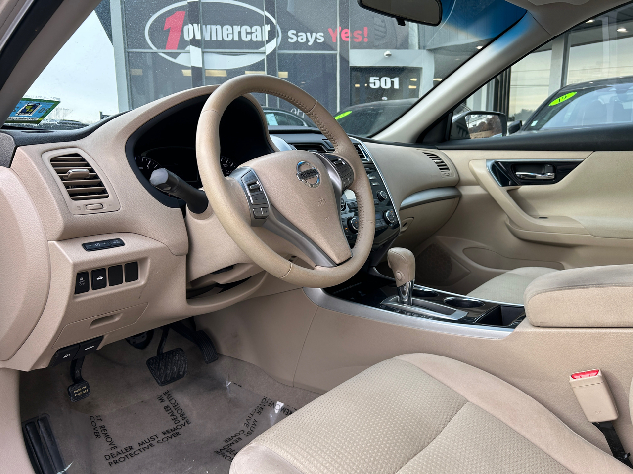 Nissan Altima 4dr Sdn I4 2.5 SV 2014