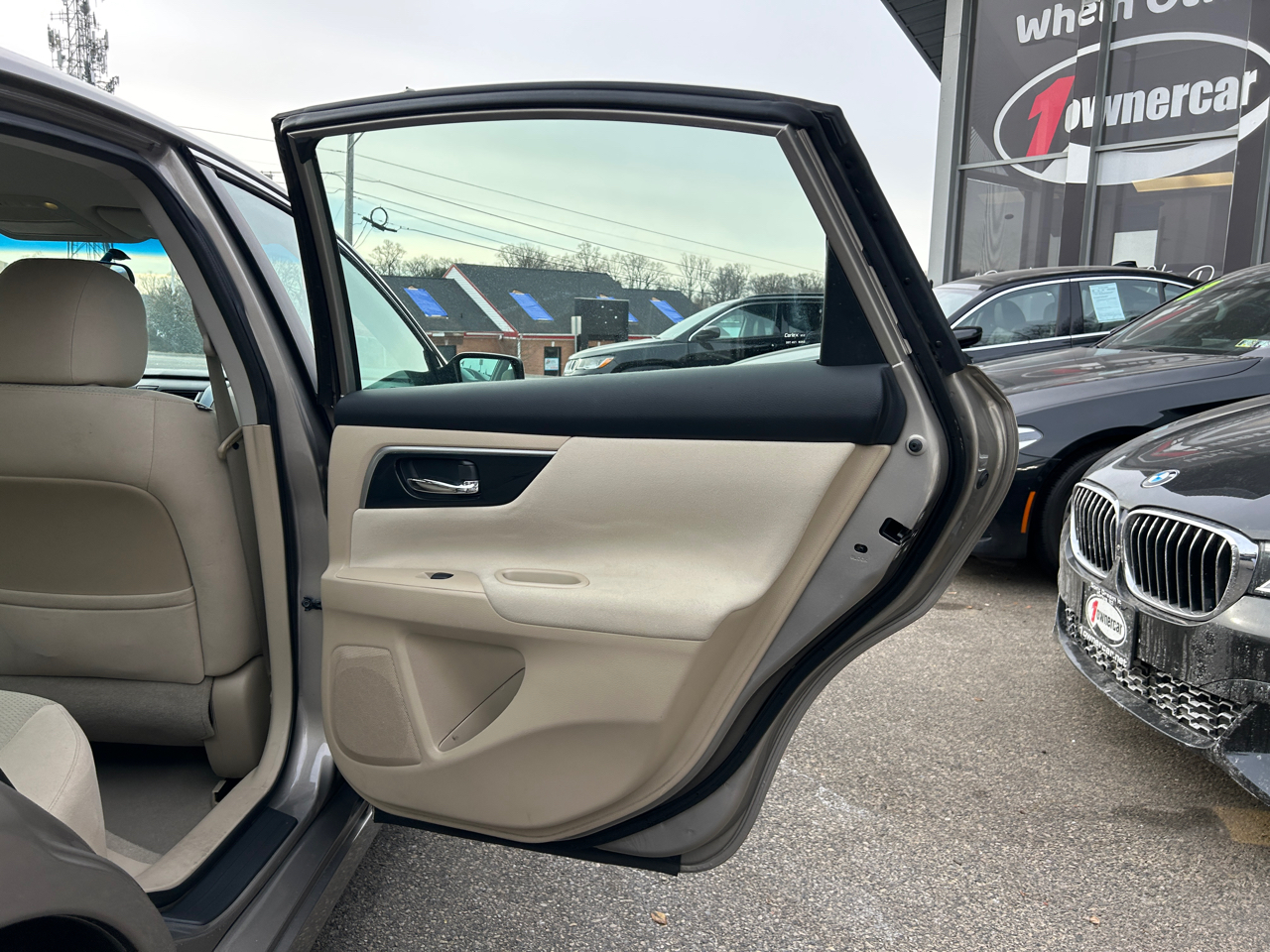 Nissan Altima 4dr Sdn I4 2.5 SV 2014