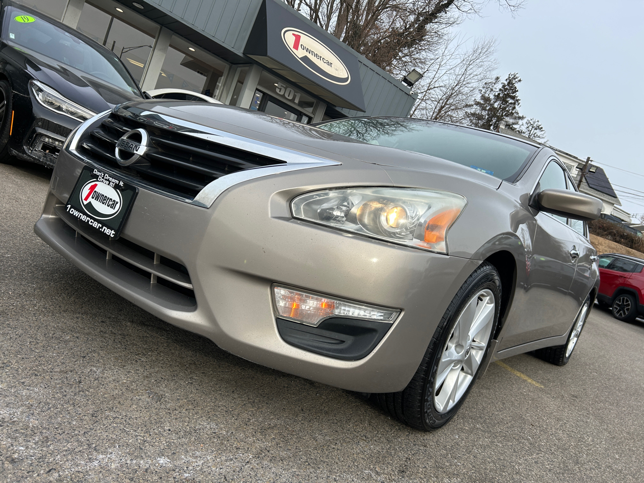 Nissan Altima 4dr Sdn I4 2.5 SV 2014