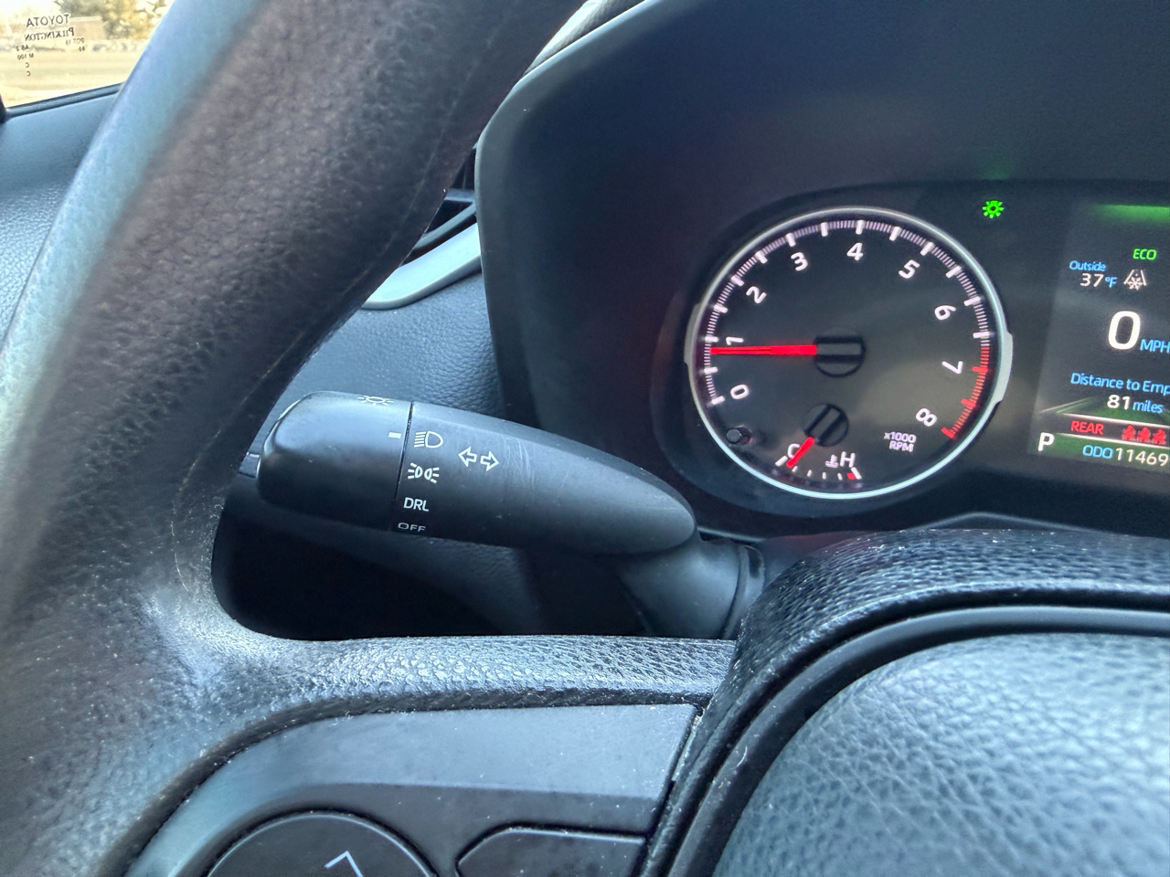 Toyota RAV4 LE AWD (Natl) 2020