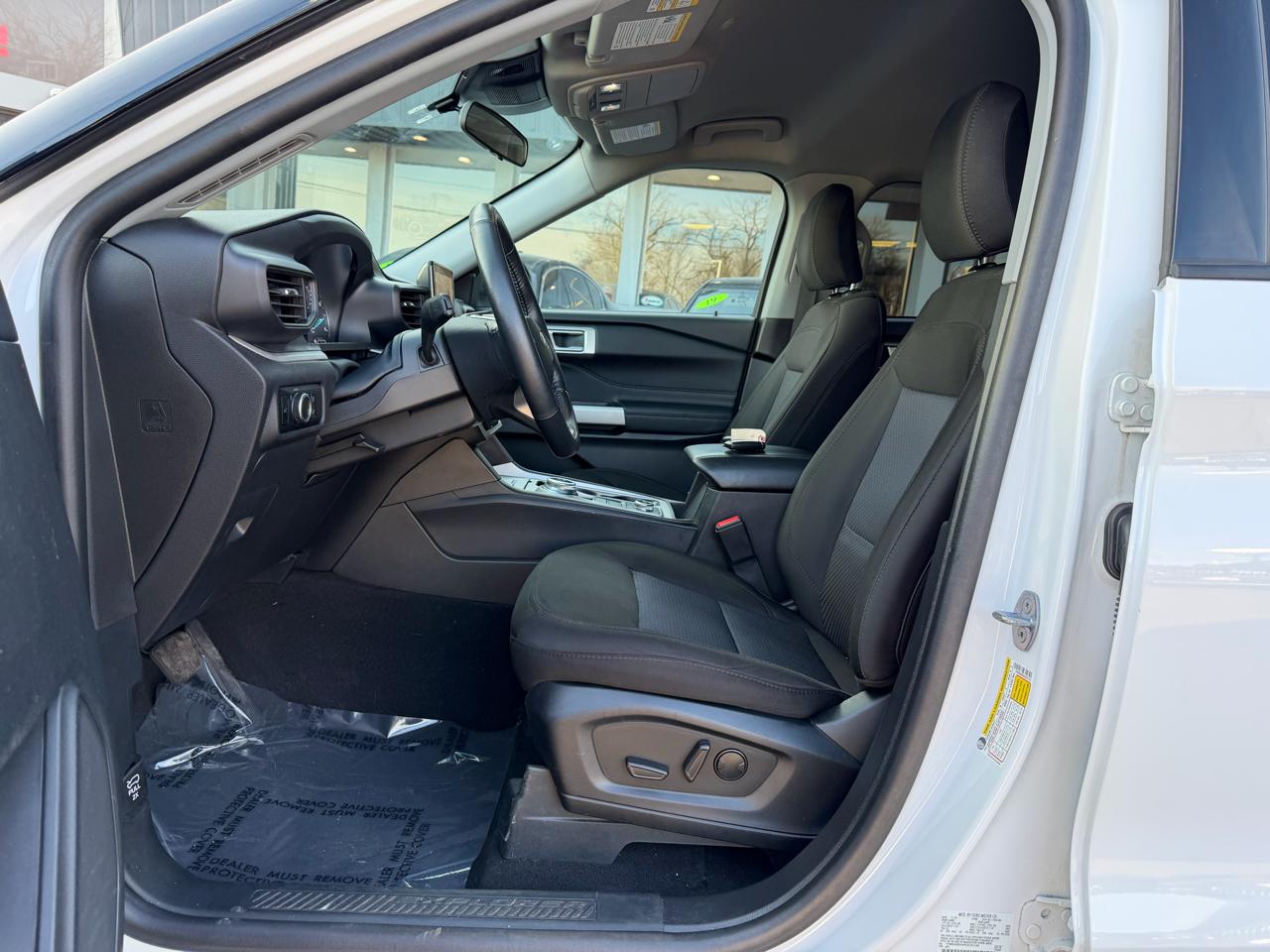 Ford Explorer XLT AWD 2023