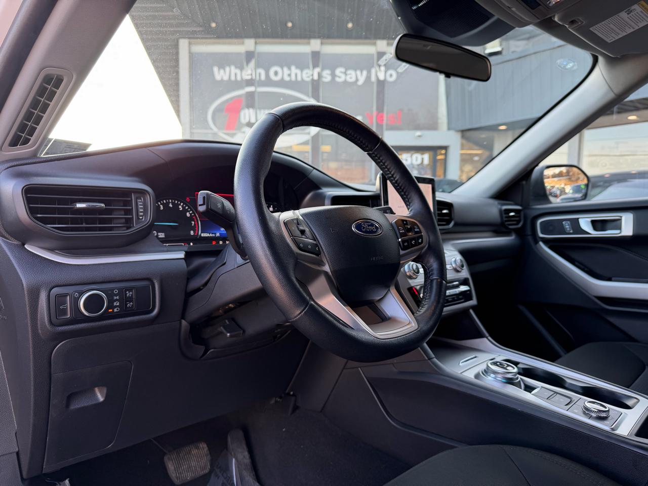 Ford Explorer XLT AWD 2023