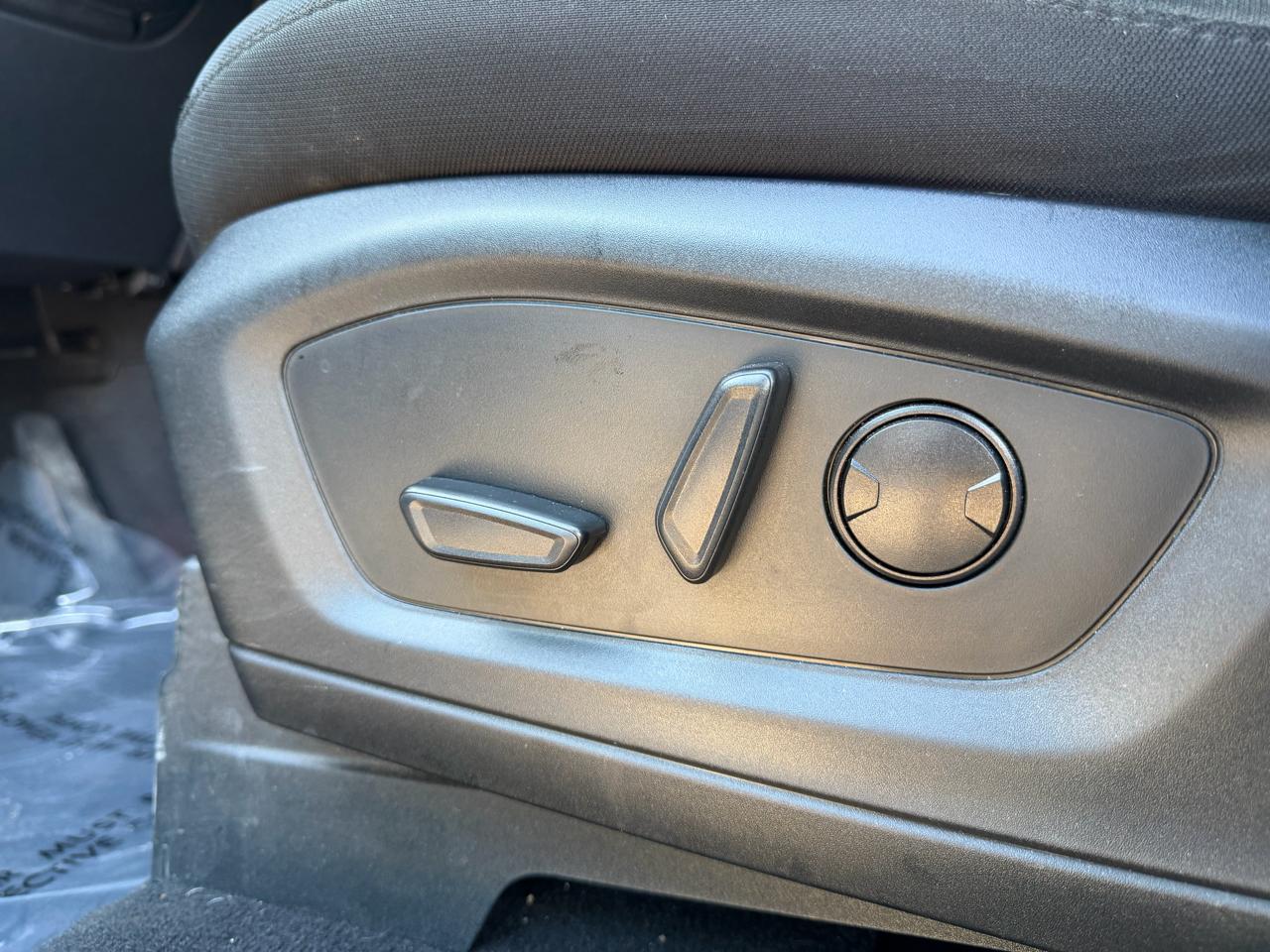 Ford Explorer XLT AWD 2023