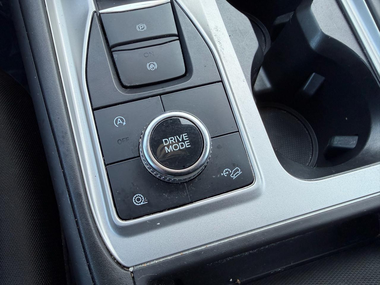 Ford Explorer XLT AWD 2023