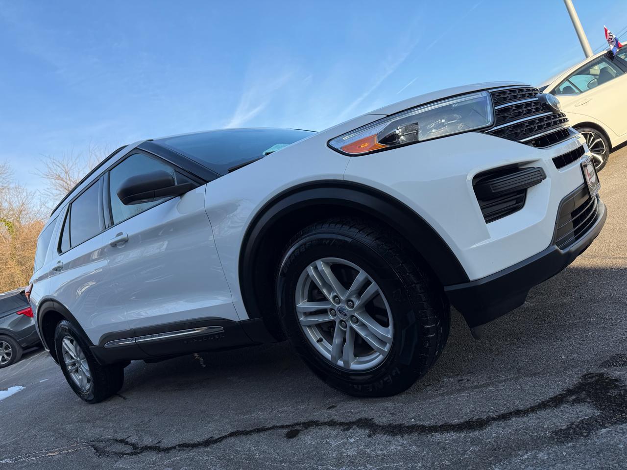 Ford Explorer XLT AWD 2023