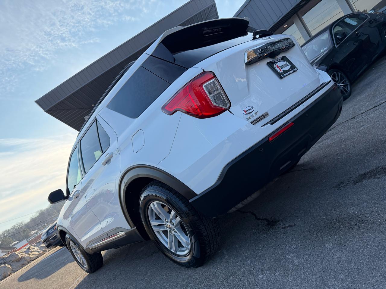 Ford Explorer XLT AWD 2023