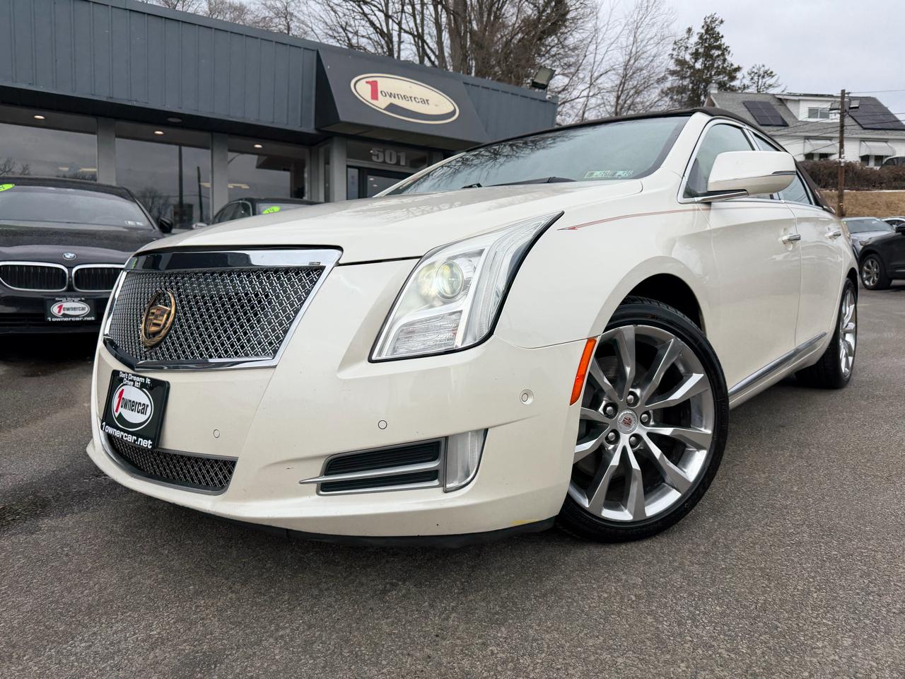 Cadillac XTS 4dr Sdn Luxury FWD 2015