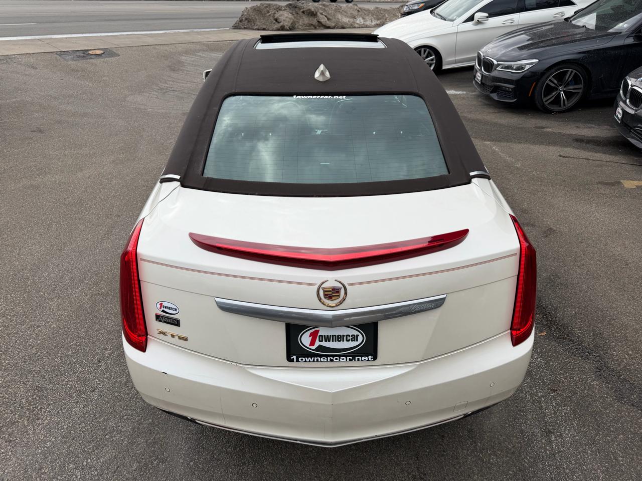 Cadillac XTS 4dr Sdn Luxury FWD 2015