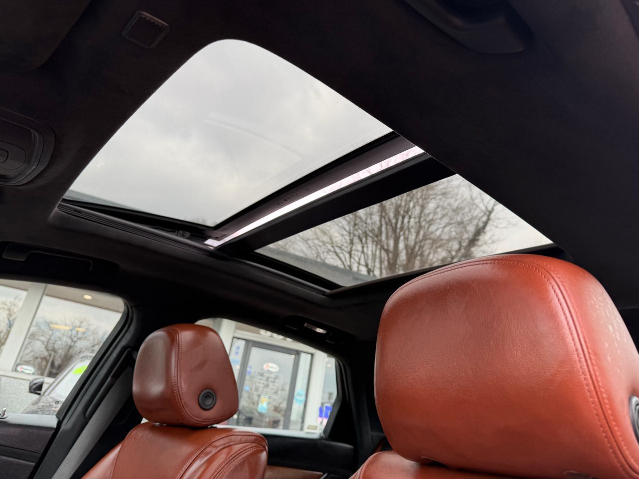 Cadillac XTS 4dr Sdn Luxury FWD 2015