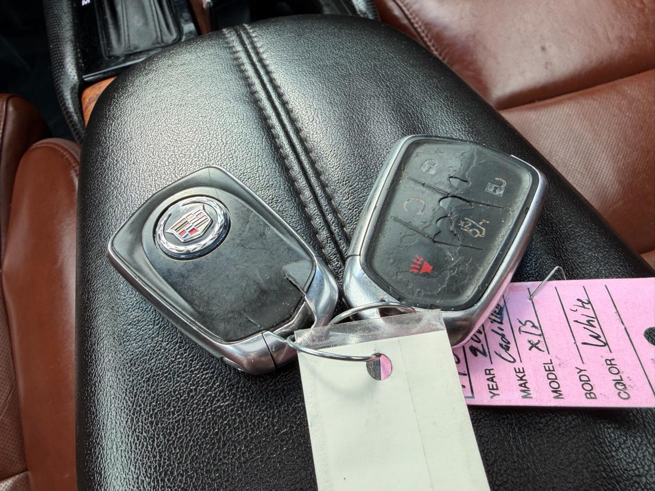 Cadillac XTS 4dr Sdn Luxury FWD 2015