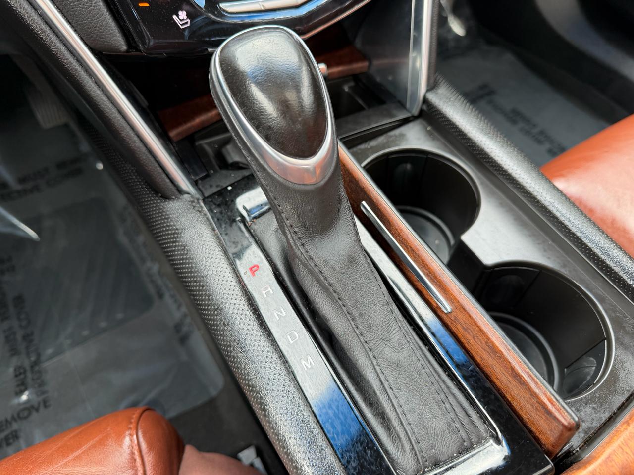 Cadillac XTS 4dr Sdn Luxury FWD 2015