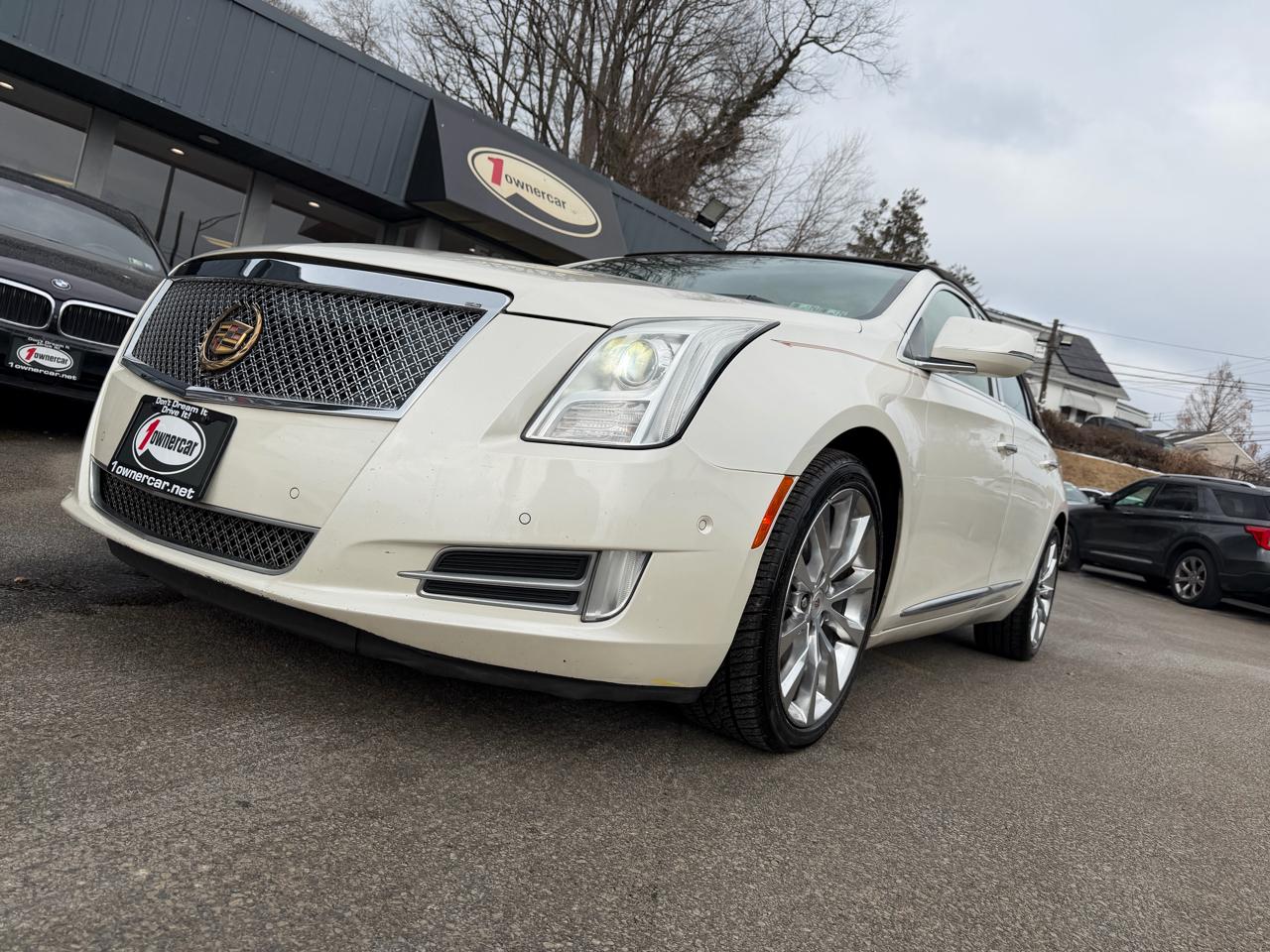 Cadillac XTS 4dr Sdn Luxury FWD 2015