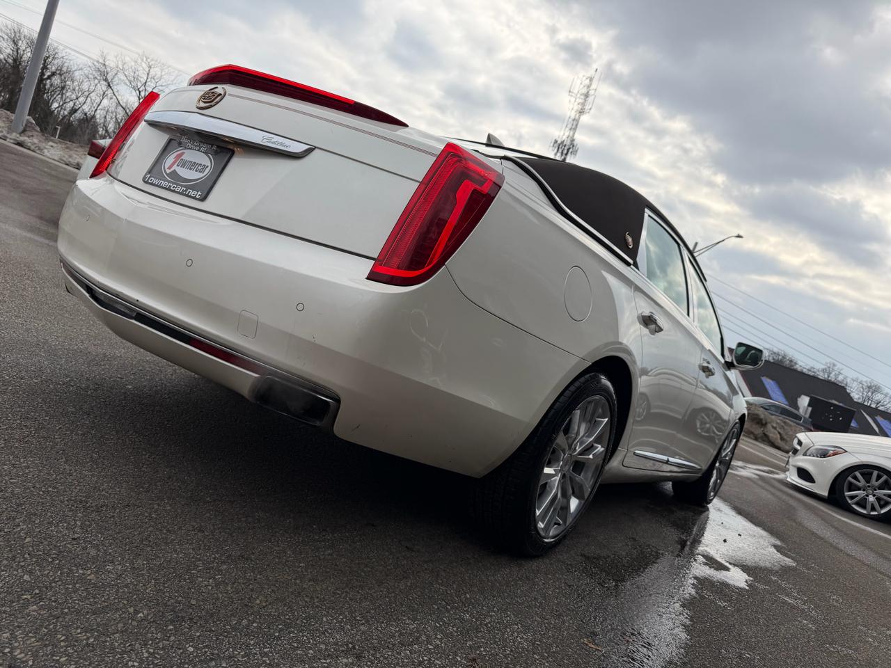 Cadillac XTS 4dr Sdn Luxury FWD 2015