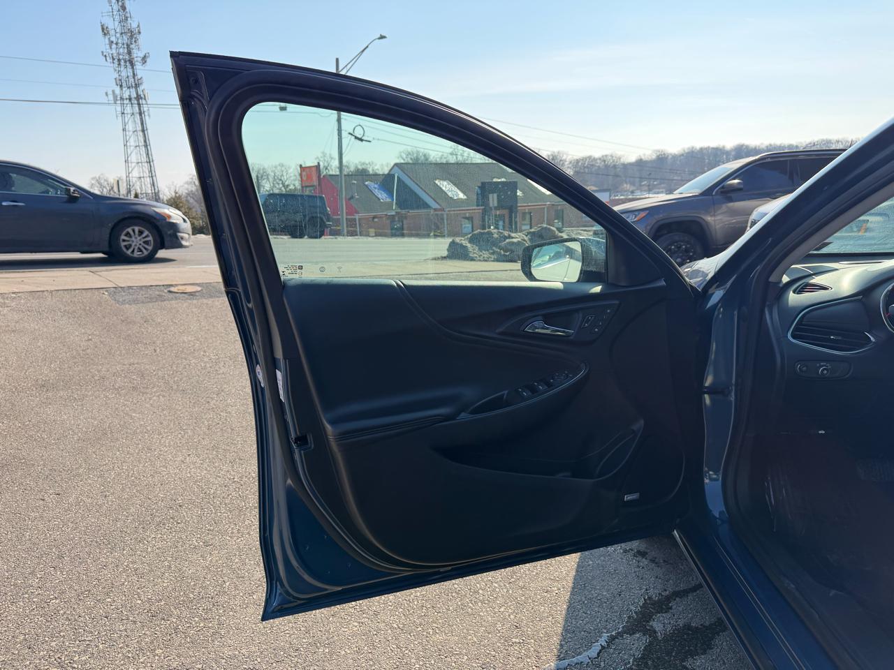 Chevrolet Malibu 4dr Sdn 2LT 2024