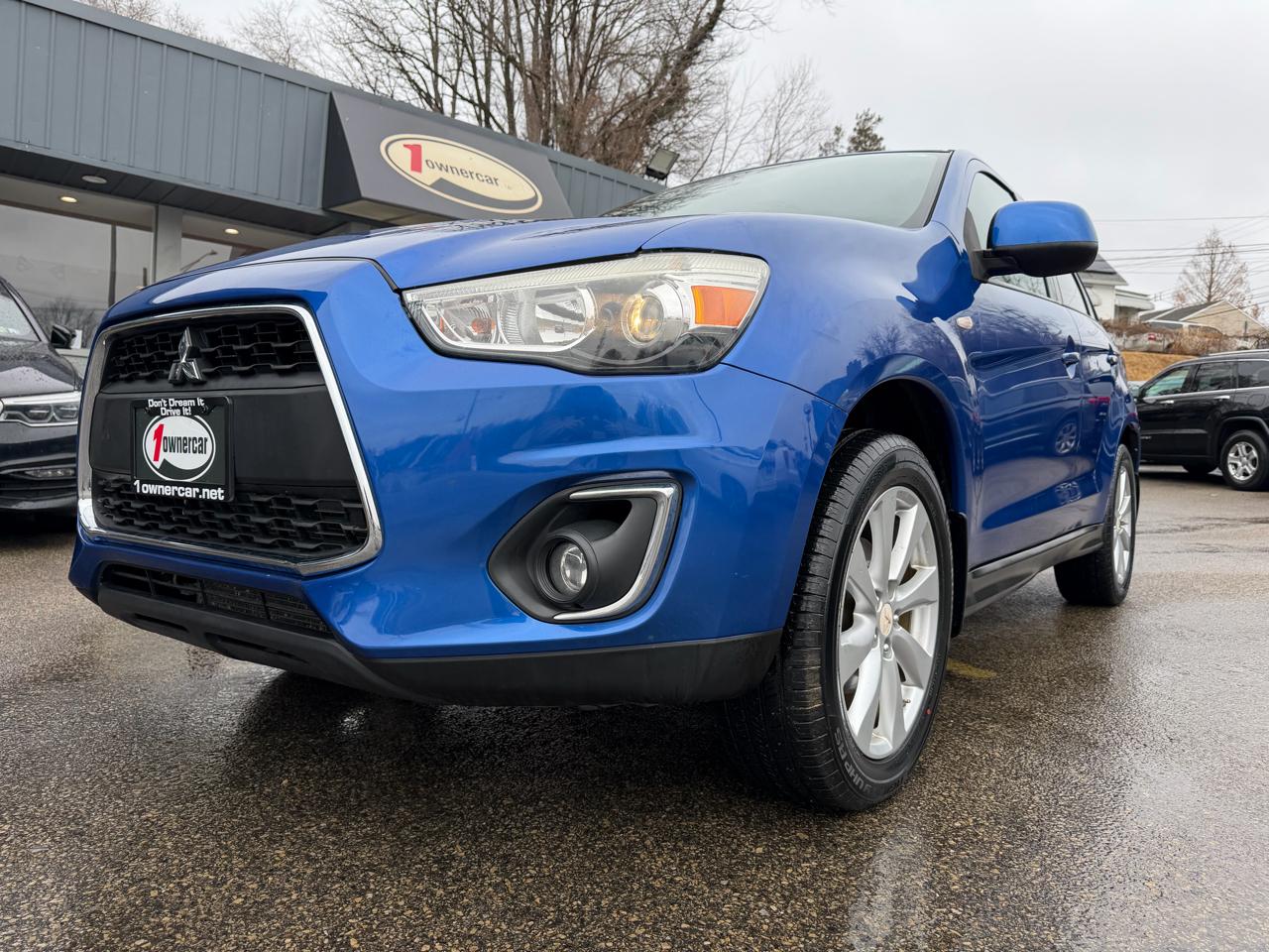 Mitsubishi Outlander Sport 2WD 4dr CVT 2.4 ES 2015