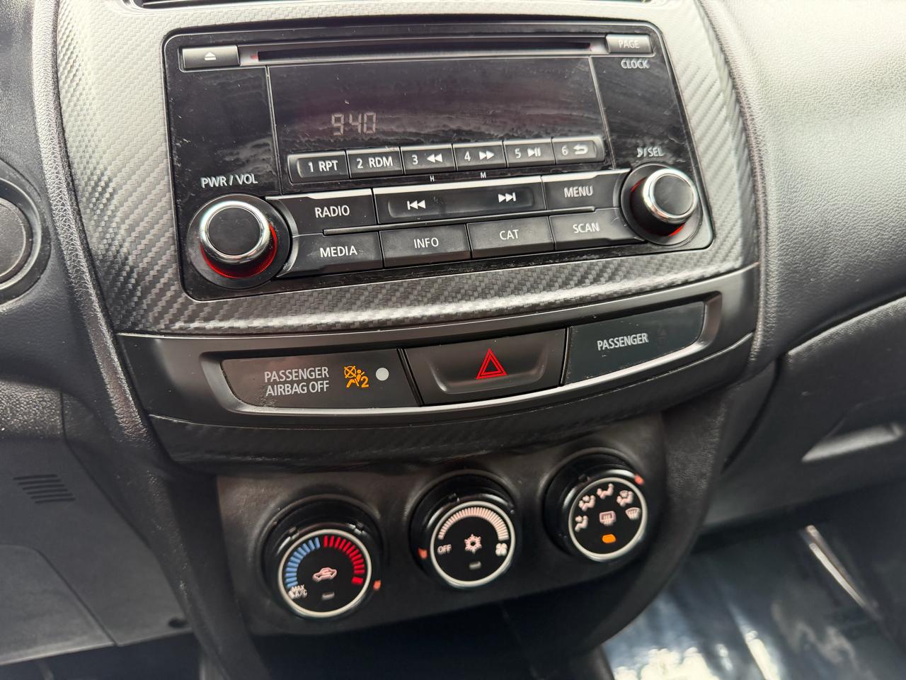 Mitsubishi Outlander Sport 2WD 4dr CVT 2.4 ES 2015