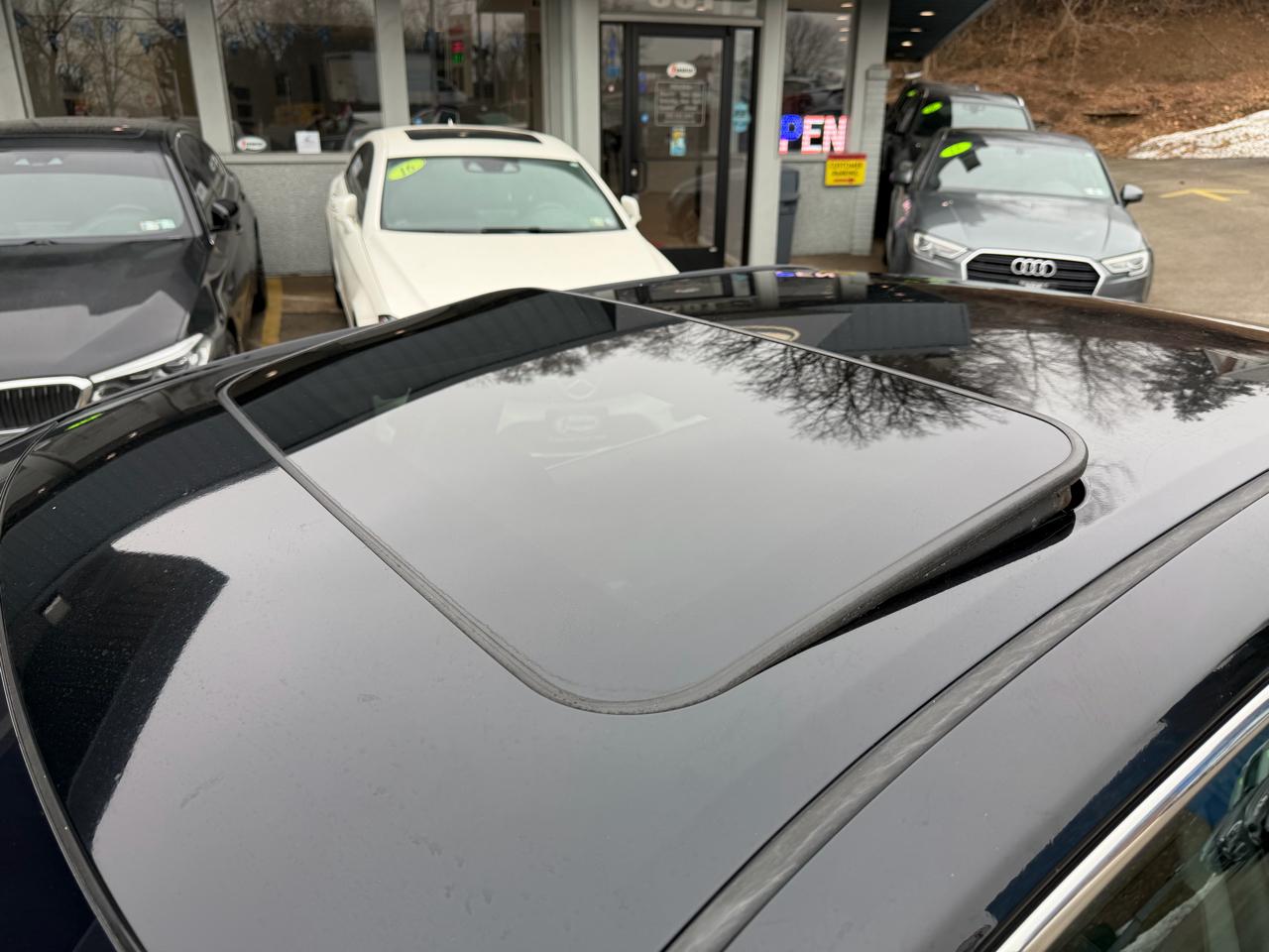 Toyota Camry 2014.5 4dr Sdn I4 Auto SE Sport (Natl) 2014