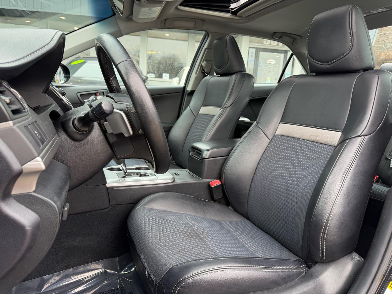 Toyota Camry 2014.5 4dr Sdn I4 Auto SE Sport (Natl) 2014