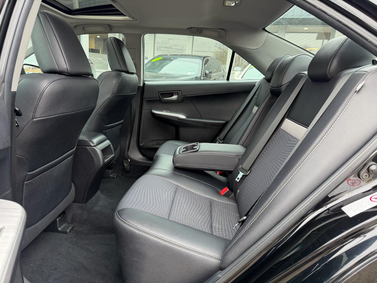 Toyota Camry 2014.5 4dr Sdn I4 Auto SE Sport (Natl) 2014