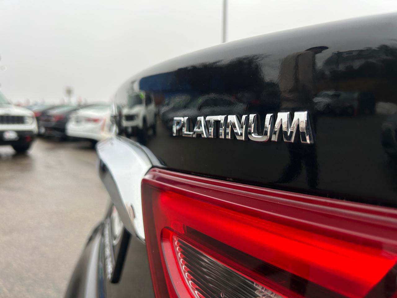 Nissan Maxima Platinum 3.5L 2017