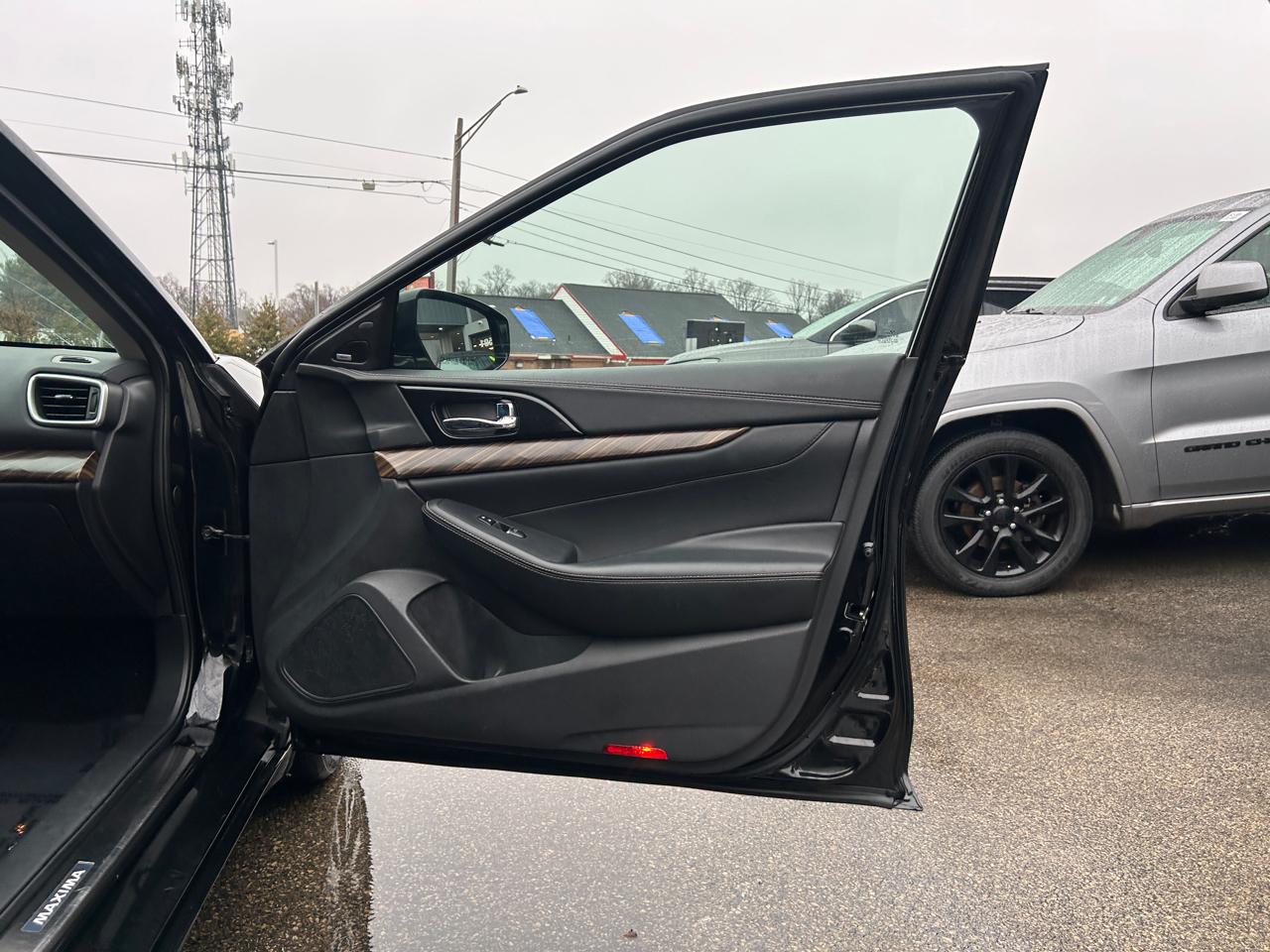 Nissan Maxima Platinum 3.5L 2017