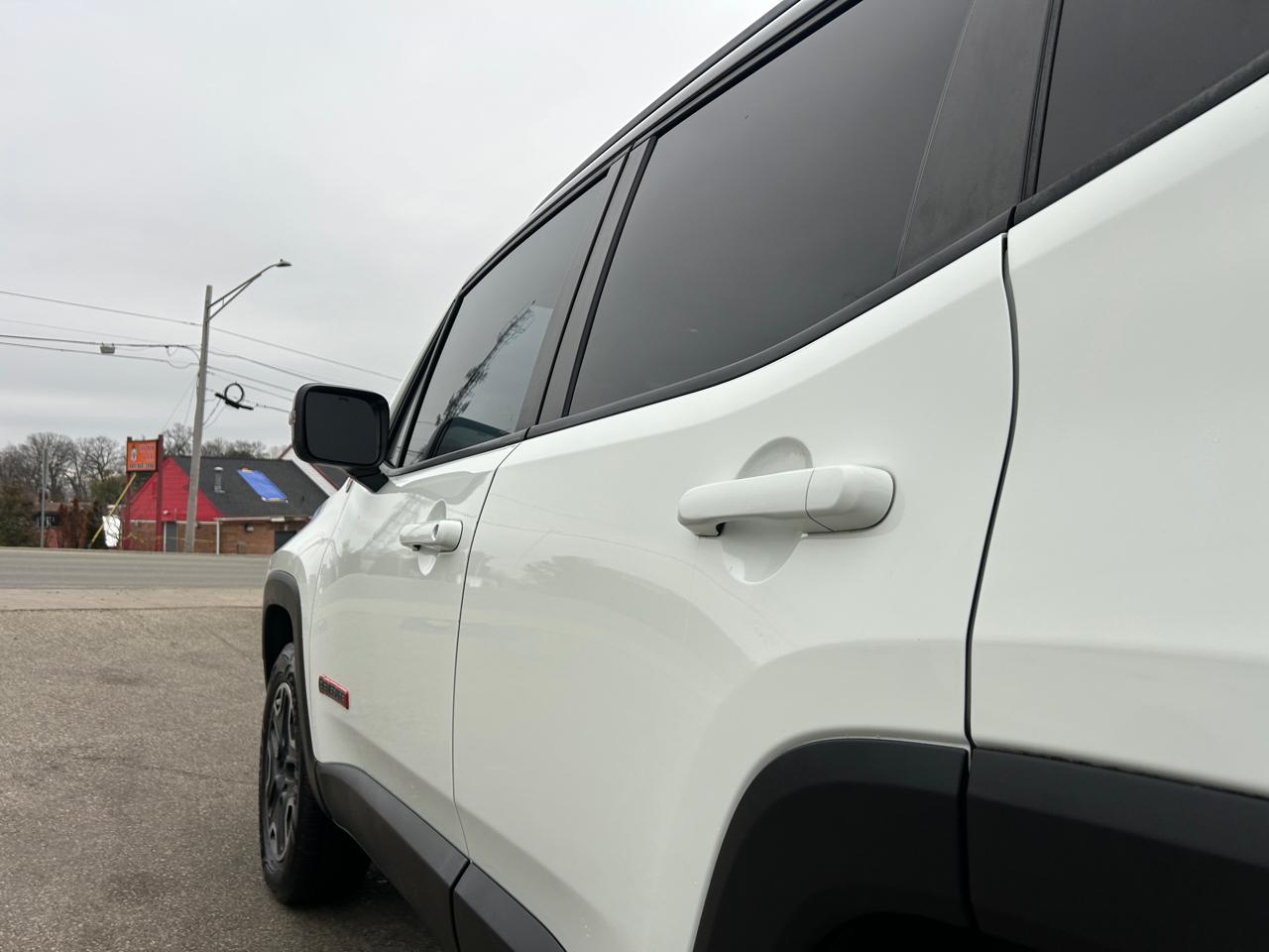 Jeep Renegade 4WD 4dr Trailhawk 2015