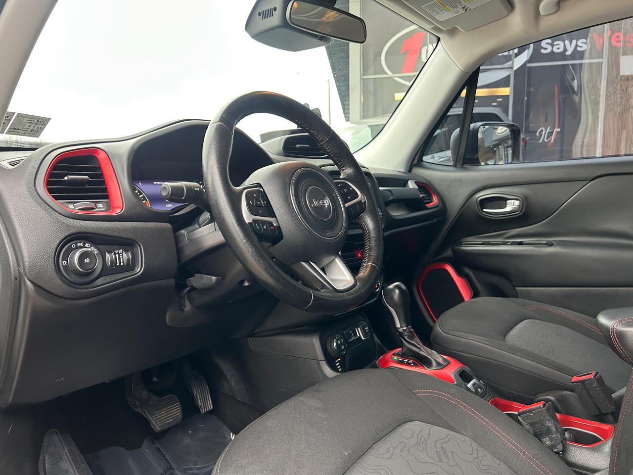 Jeep Renegade 4WD 4dr Trailhawk 2015