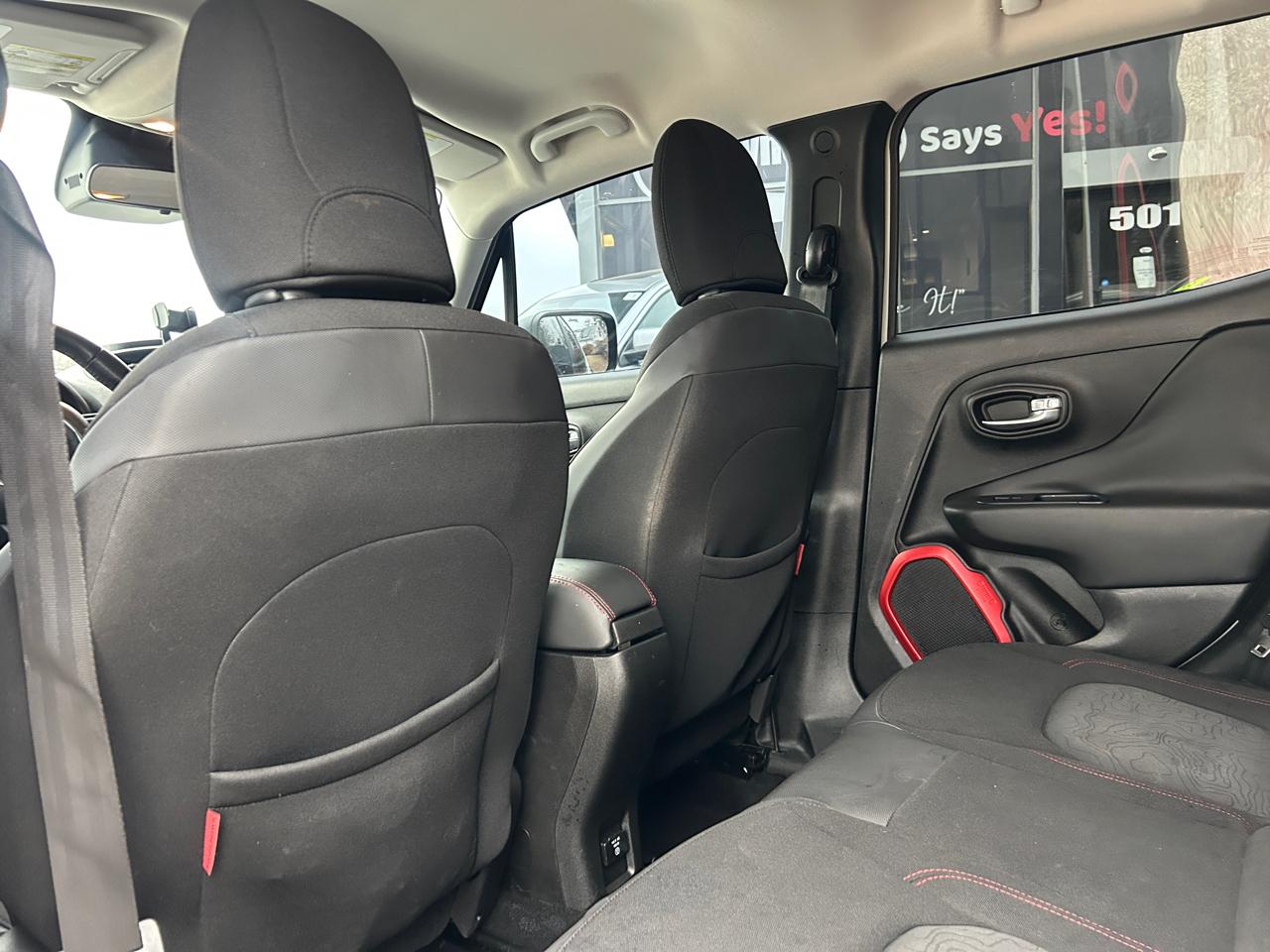 Jeep Renegade 4WD 4dr Trailhawk 2015