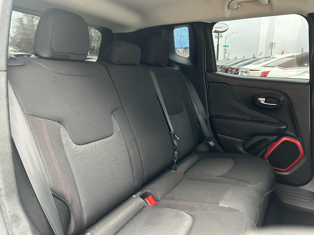 Jeep Renegade 4WD 4dr Trailhawk 2015