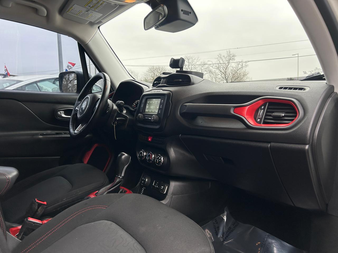 Jeep Renegade 4WD 4dr Trailhawk 2015