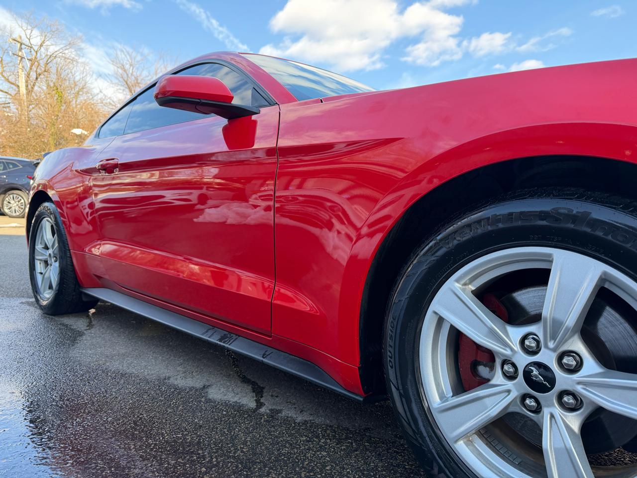 Ford Mustang EcoBoost Fastback 2021