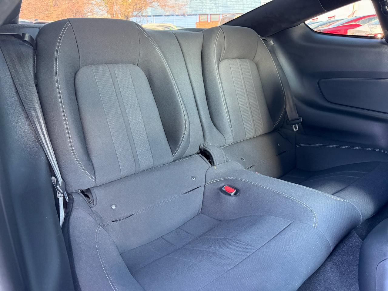 Ford Mustang EcoBoost Fastback 2021